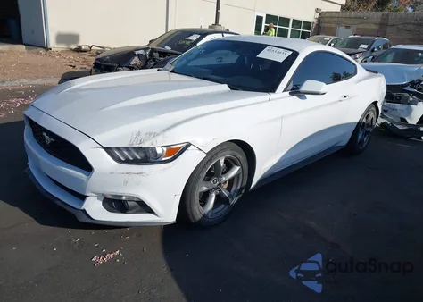 2015 Ford Mustang V6 z USA, uszkodzony, nr VIN 1FA6P8AM6F5405092
